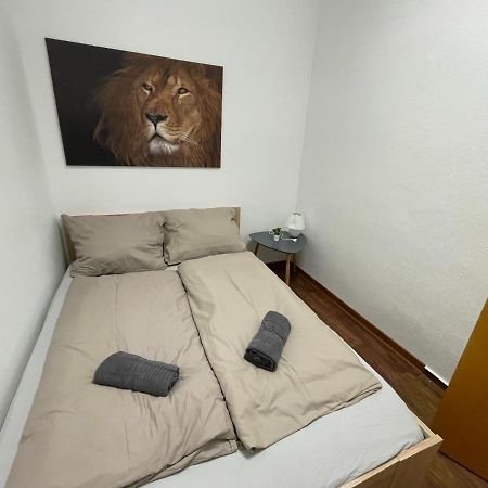 Schone Einfache Zimmer Im Zentrum Von Weener Exterior foto